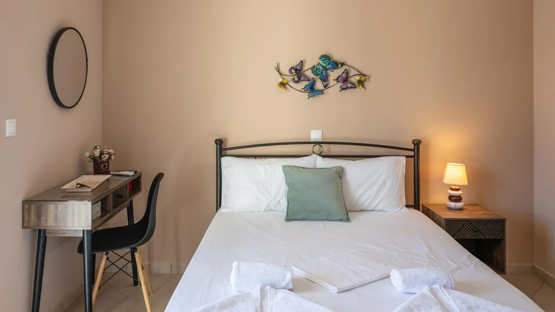סבורונטה Vista Verde Studios & Apartments יוון